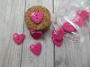 Bouton petit coeur fuschia