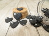 Bouton petit coeur rouge noir pailleté