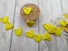 Bouton petit coeur jaune lumineux